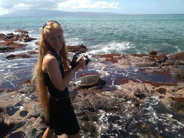 sara shooting turtle